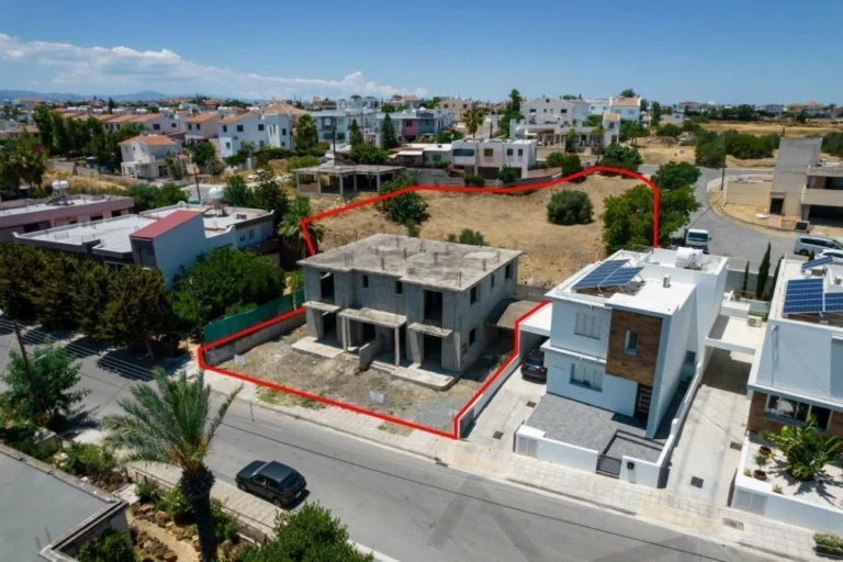 Cheap Houses and Villas for Sale Nicosia up to 500000 euro