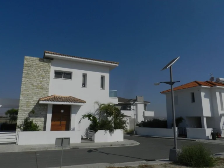 4 Bedroom House for Sale in Dromolaxia, Larnaca District