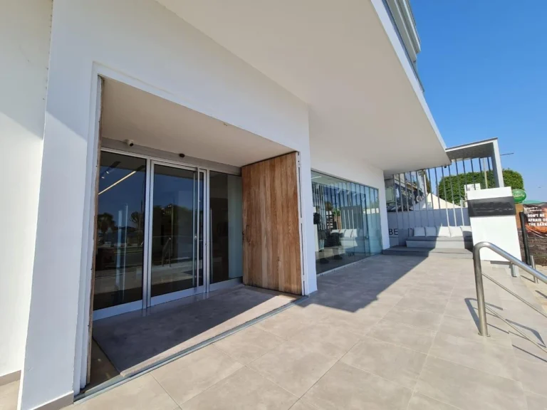 457m² Commercial for Sale in Limassol District