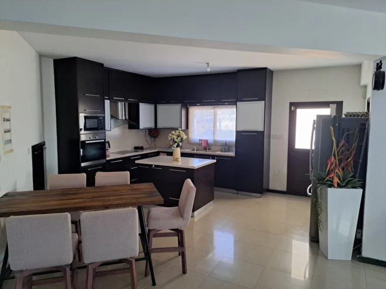 3 Bedroom House for Sale in Erimi, Limassol District