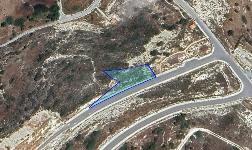 1,216m² Plot for Sale in Agios Tychonas, Limassol District