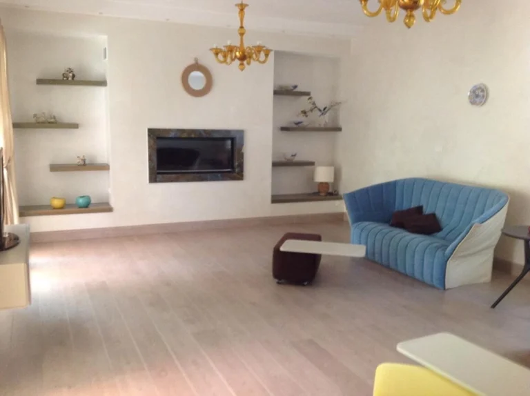 5 Bedroom House for Sale in Agios Tychonas, Limassol District