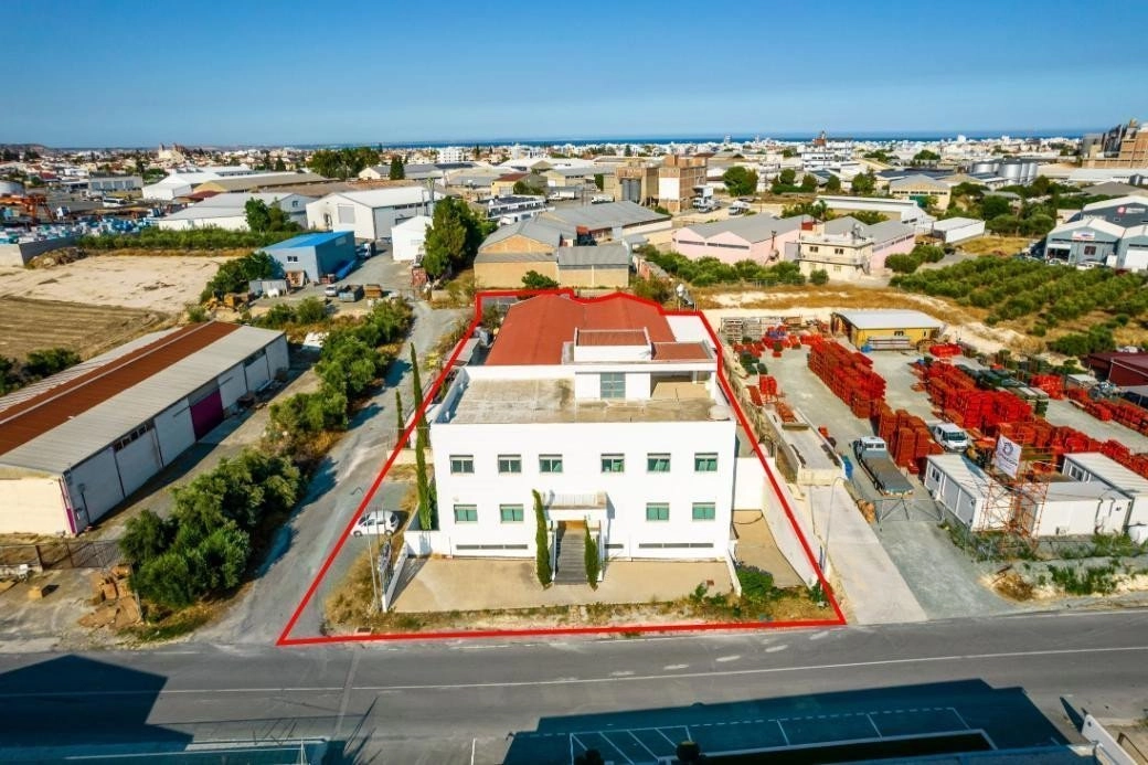 1846m² Commercial for Sale in Aradippou, Larnaca District