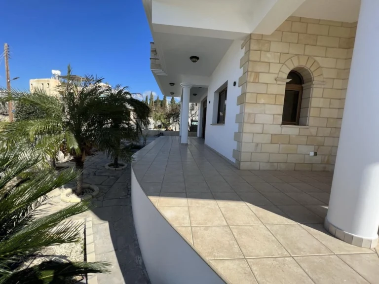 6+ Bedroom House for Sale in Paphos – Emba