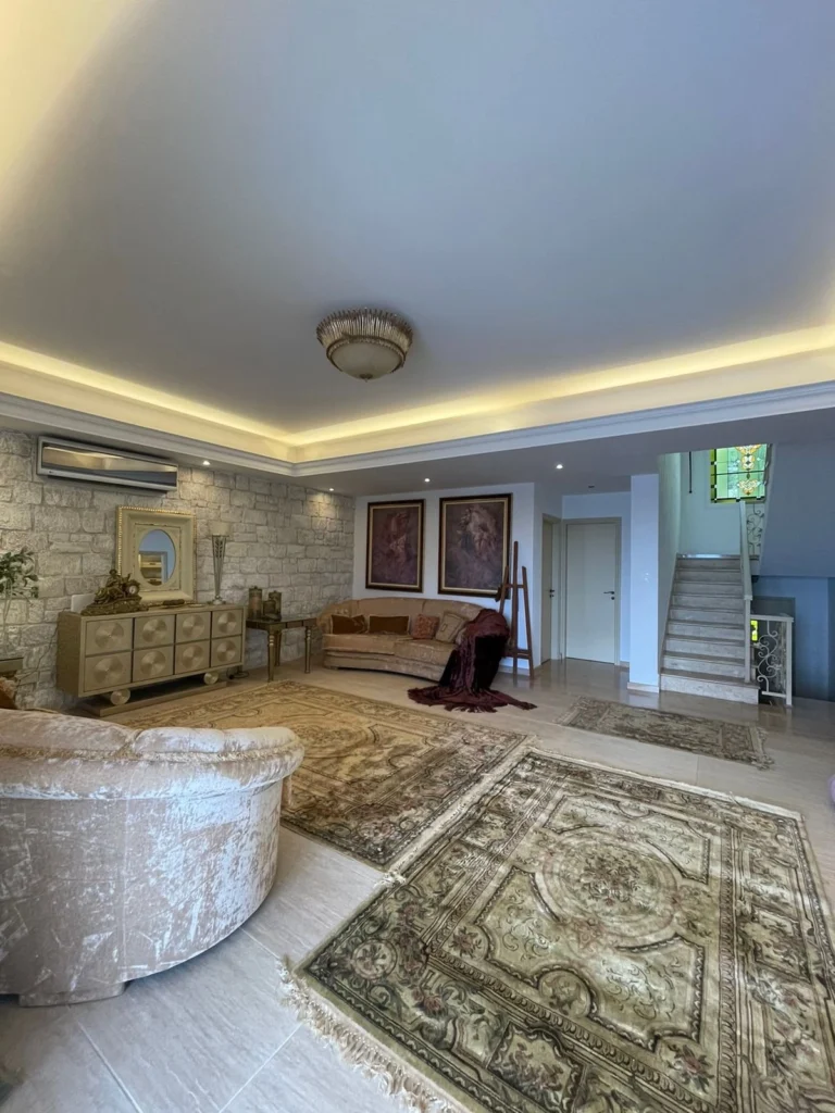 5 Bedroom House for Sale in Amathounta, Limassol District