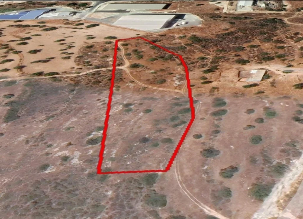 10,435m² Plot for Sale in Agios Sylas, Limassol District