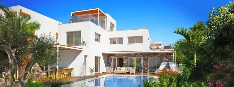 4 Bedroom House for Sale in Kato Paphos