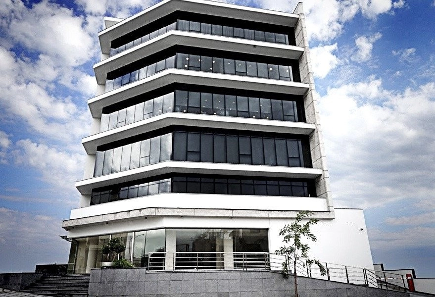 2100m² Building for Sale in Limassol District