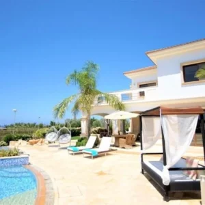 5 Bedroom House for Sale in Paphos District