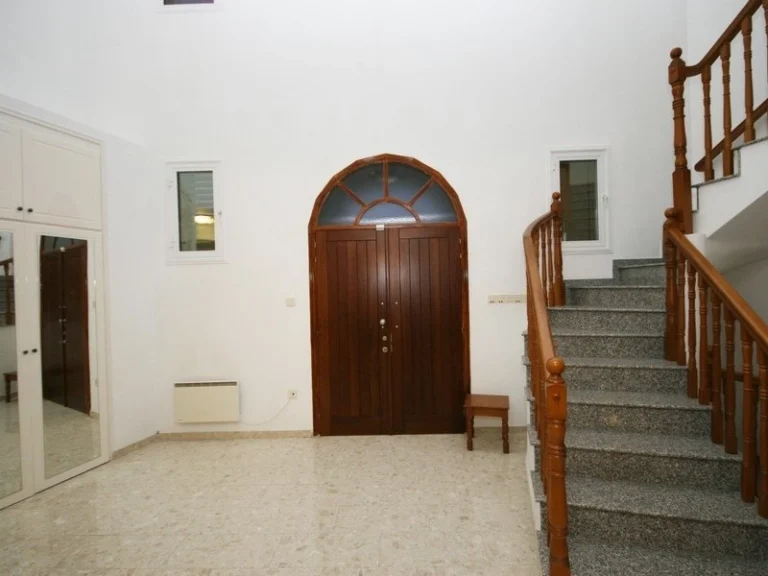 5 Bedroom House for Sale in Moni, Limassol District