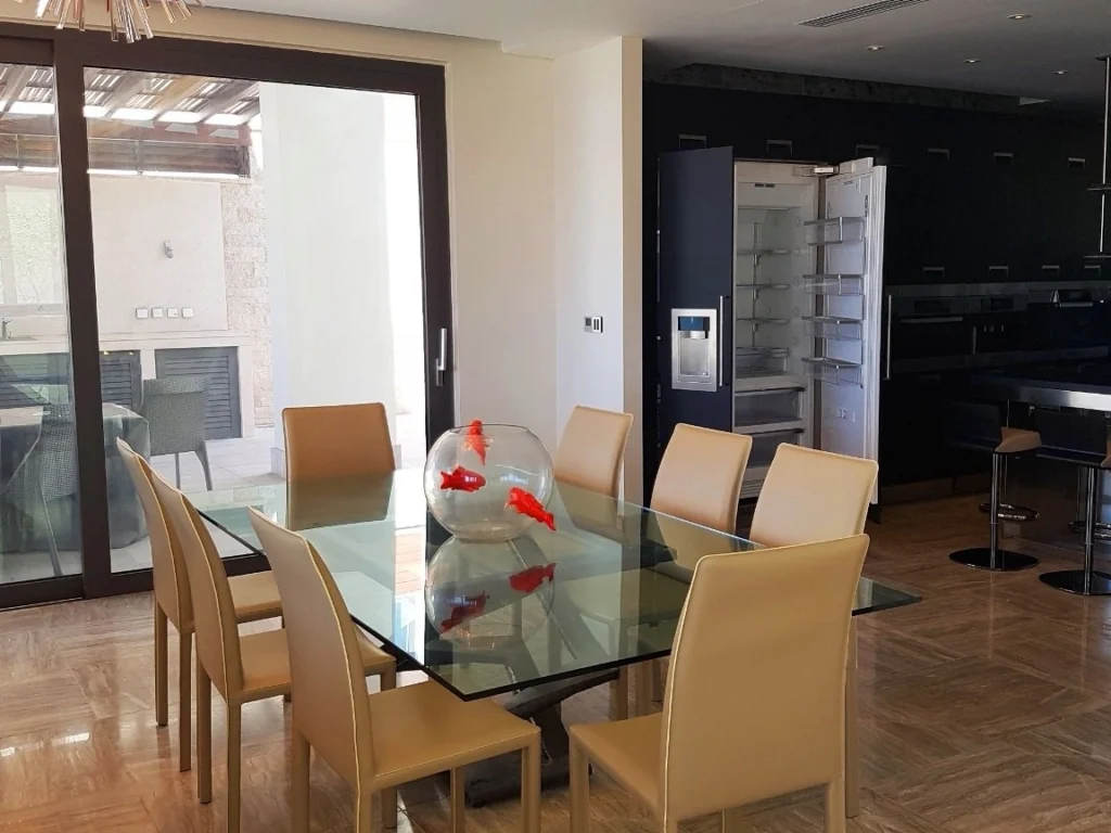 4 Bedroom House for Sale in Amathounta, Limassol District