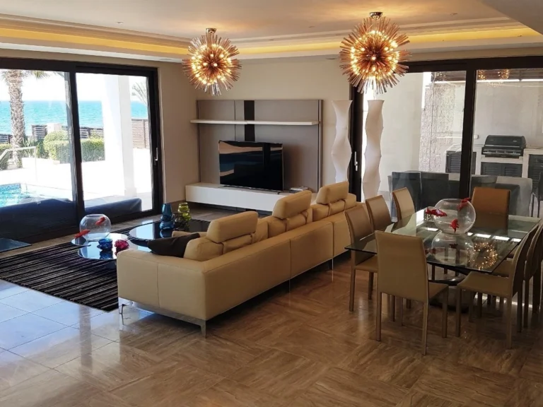 4 Bedroom House for Sale in Amathounta, Limassol District