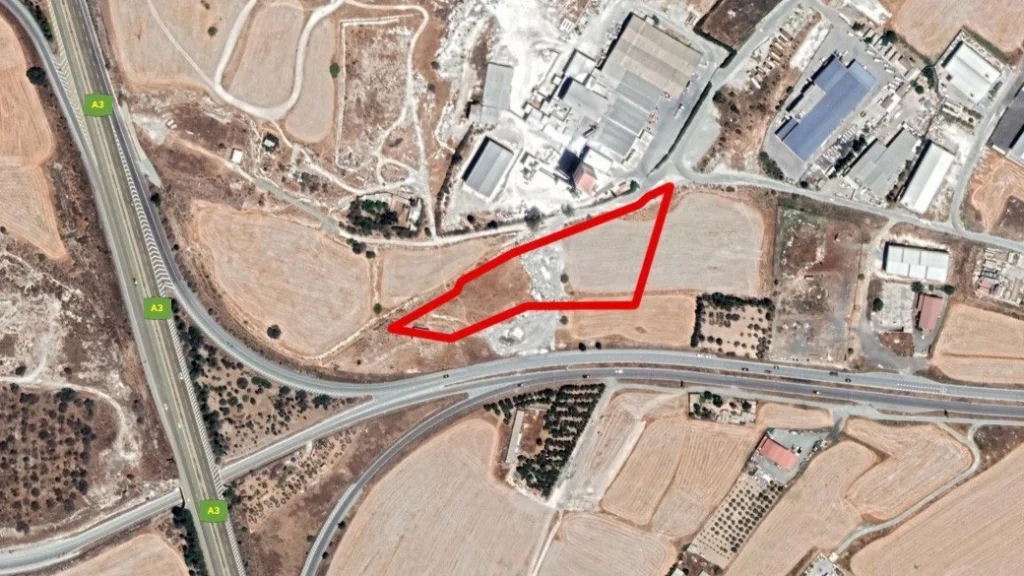 8,417m² Plot for Sale in Aradippou, Larnaca District