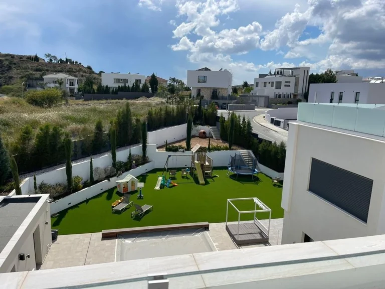 4 Bedroom House for Sale in Limassol – Agios Athanasios