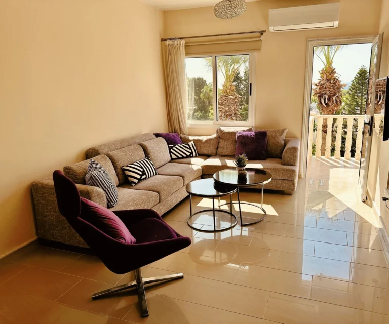 2 Bedroom Apartment for Rent in Tombs Of the Kings, Paphos District