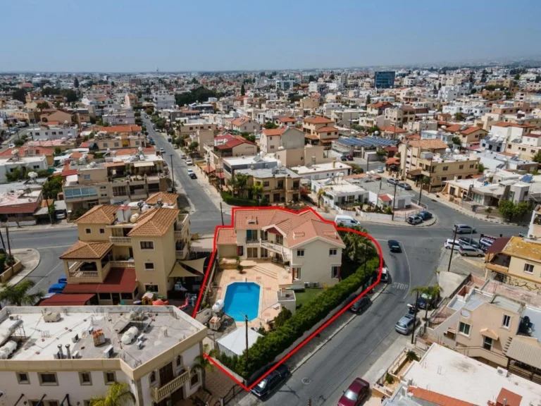 4 Bedroom House for Sale in Limassol – Apostolos Andreas