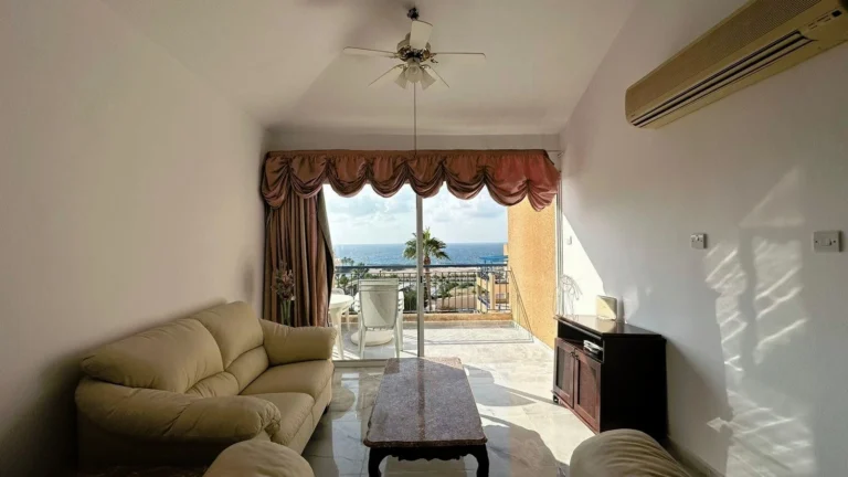 3 Bedroom Apartment for Rent in Tombs Of the Kings, Paphos District