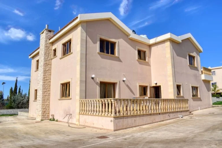 5 Bedroom Villa for Sale in Sotira, Famagusta District