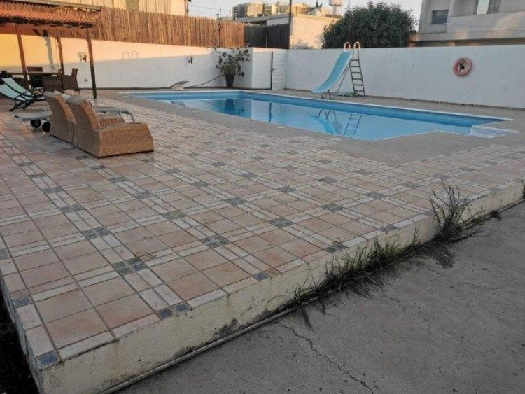 6+ Bedroom House for Rent in Limassol – Zakaki