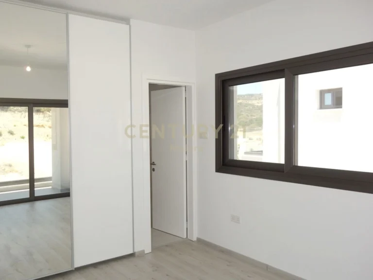 4 Bedroom House for Sale in Germasogeia, Limassol District