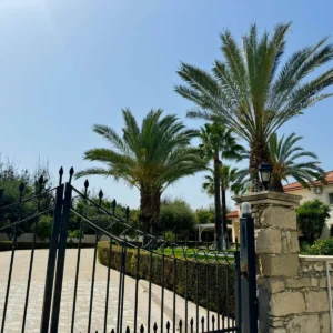 5 Bedroom House for Sale in Pyrgos Lemesou, Limassol District