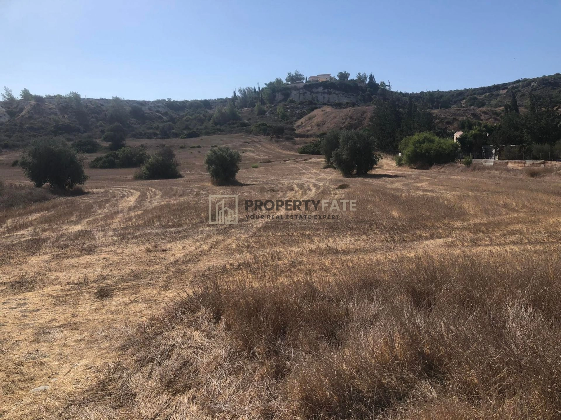 27,523m² Plot for Sale in Pentakomo, Limassol District