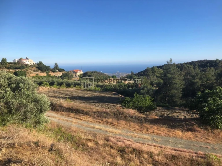 7,500m² Plot for Sale in Kellaki, Limassol District