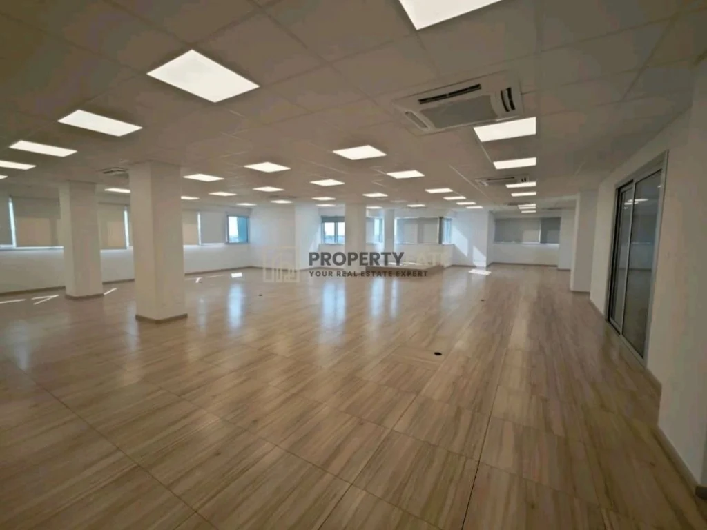 475m² Office for Rent in Limassol – Omonoia
