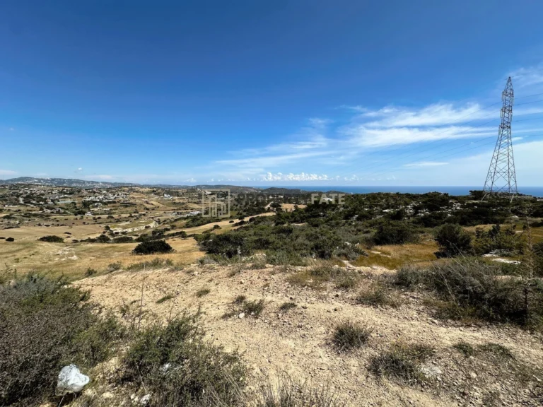 10,054m² Plot for Sale in Agios Tychonas, Limassol District