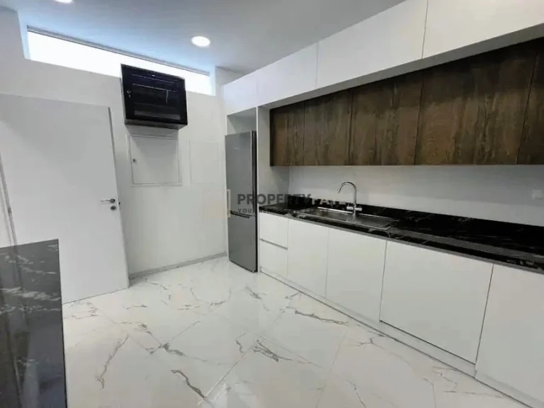 100m² Office for Rent in Limassol – Neapolis