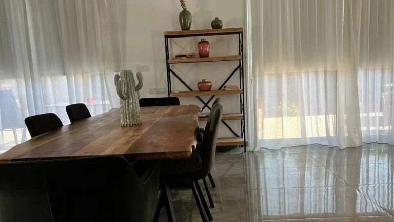 3 Bedroom House for Sale in Peyia, Paphos District