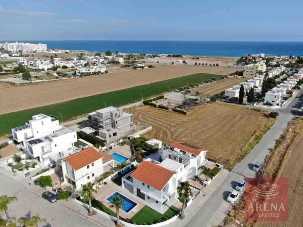 4 Bedroom Villa for Sale in Larnaca District