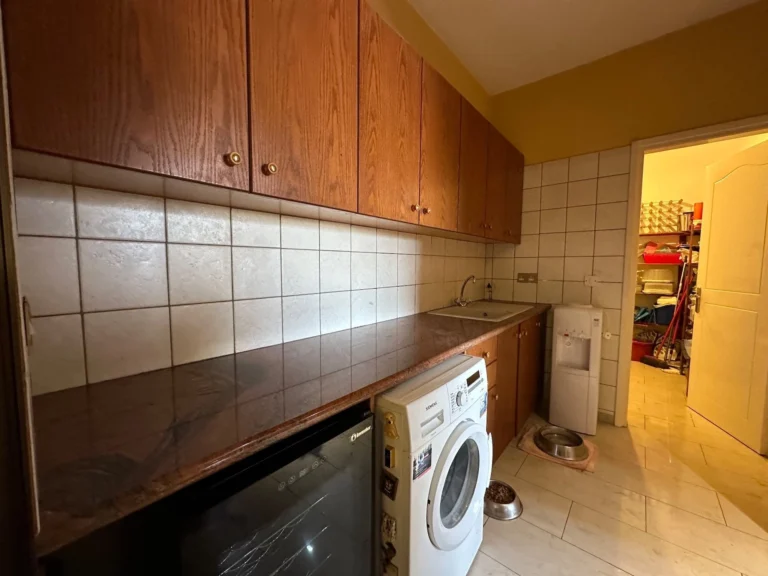 5 Bedroom House for Sale in Prastio Kellakiou, Limassol District