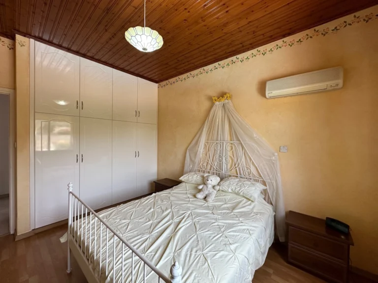 5 Bedroom House for Sale in Prastio Kellakiou, Limassol District