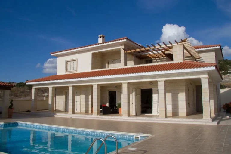 6+ Bedroom House for Sale in Paphos District