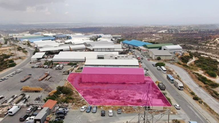 697m² Commercial for Sale in Ypsonas, Limassol District