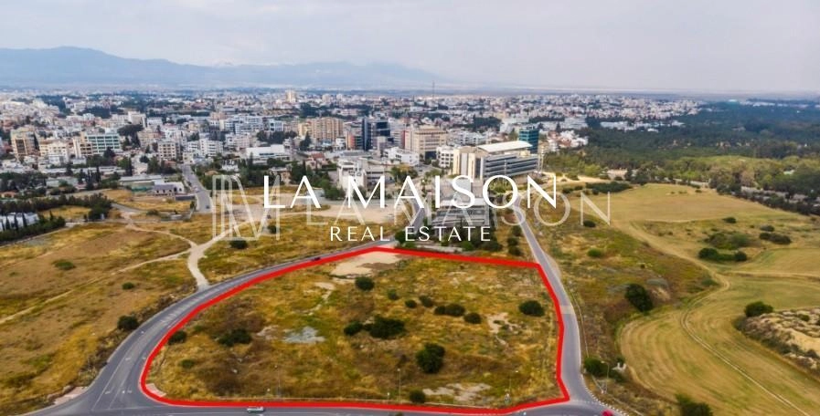 12,820m² Plot for Sale in Strovolos, Nicosia District