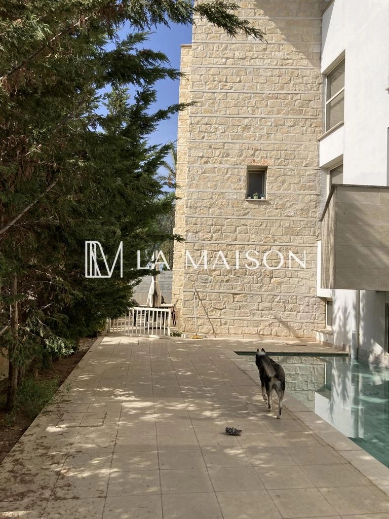 5 Bedroom House for Sale in Engomi, Nicosia District