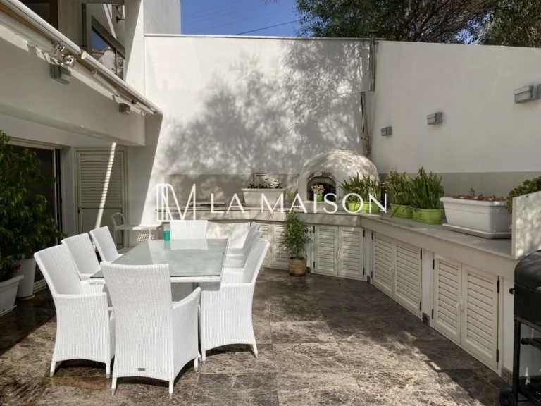 5 Bedroom House for Sale in Engomi, Nicosia District