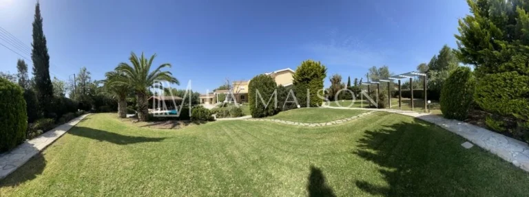 6+ Bedroom House for Sale in Geri, Nicosia District