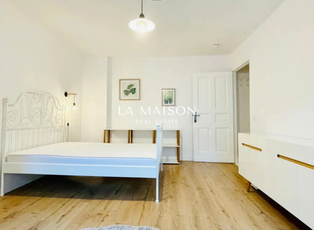 400m² Building for Sale in Engomi, Nicosia District