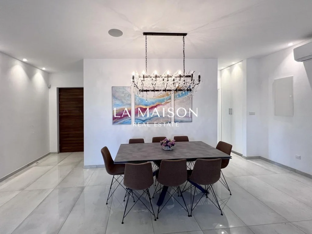 4 Bedroom House for Sale in Engomi, Nicosia District