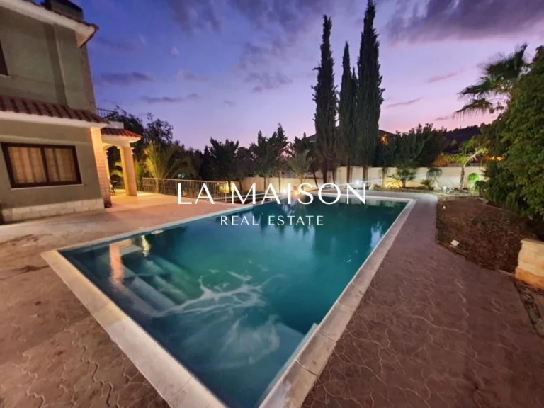 4 Bedroom House for Sale in Agios Tychonas, Limassol District