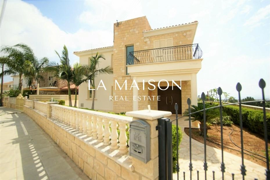 4 Bedroom House for Sale in Petridia, Paphos District