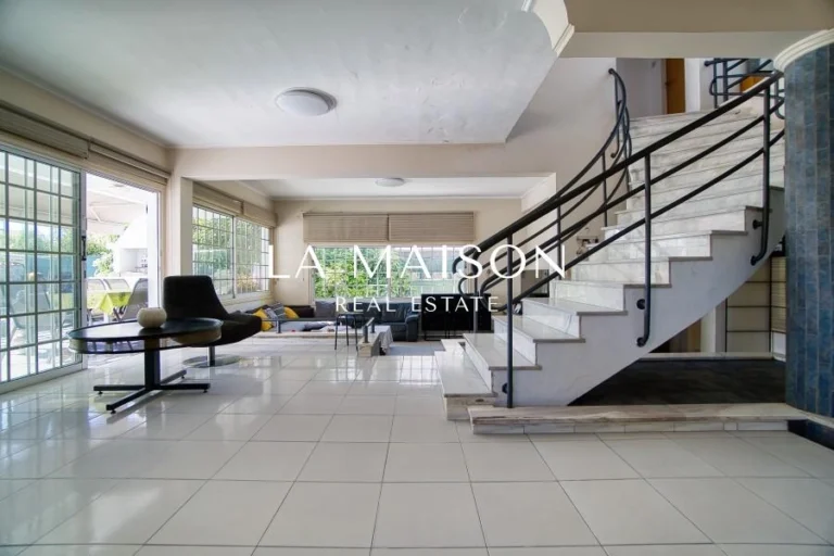 5 Bedroom House for Sale in Kato Paphos