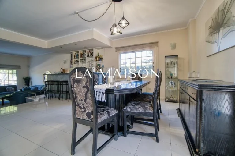 5 Bedroom House for Sale in Kato Paphos