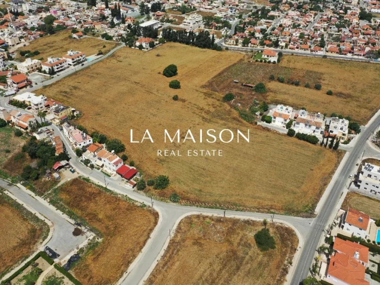 Plot for Sale in Pervolia Larnacas