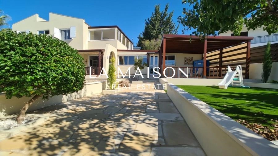 4 Bedroom House for Sale in Tala, Paphos District