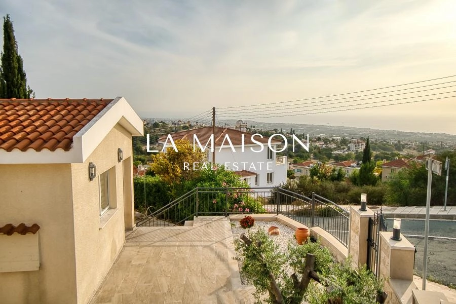 5 Bedroom House for Sale in Paphos District