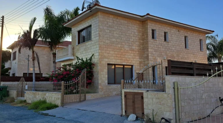 Cheap Houses and Villas for Rent Larnaca